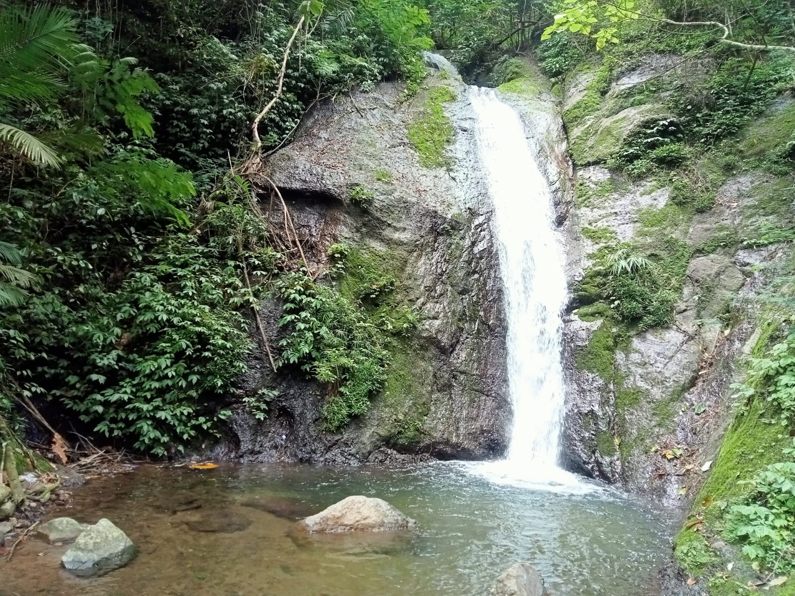 Air Terjun Kertoembo di Kandangan, Desa/Kecamtan Kare, Kabupaten Madiun. Foto: Nofika D.Nugroho