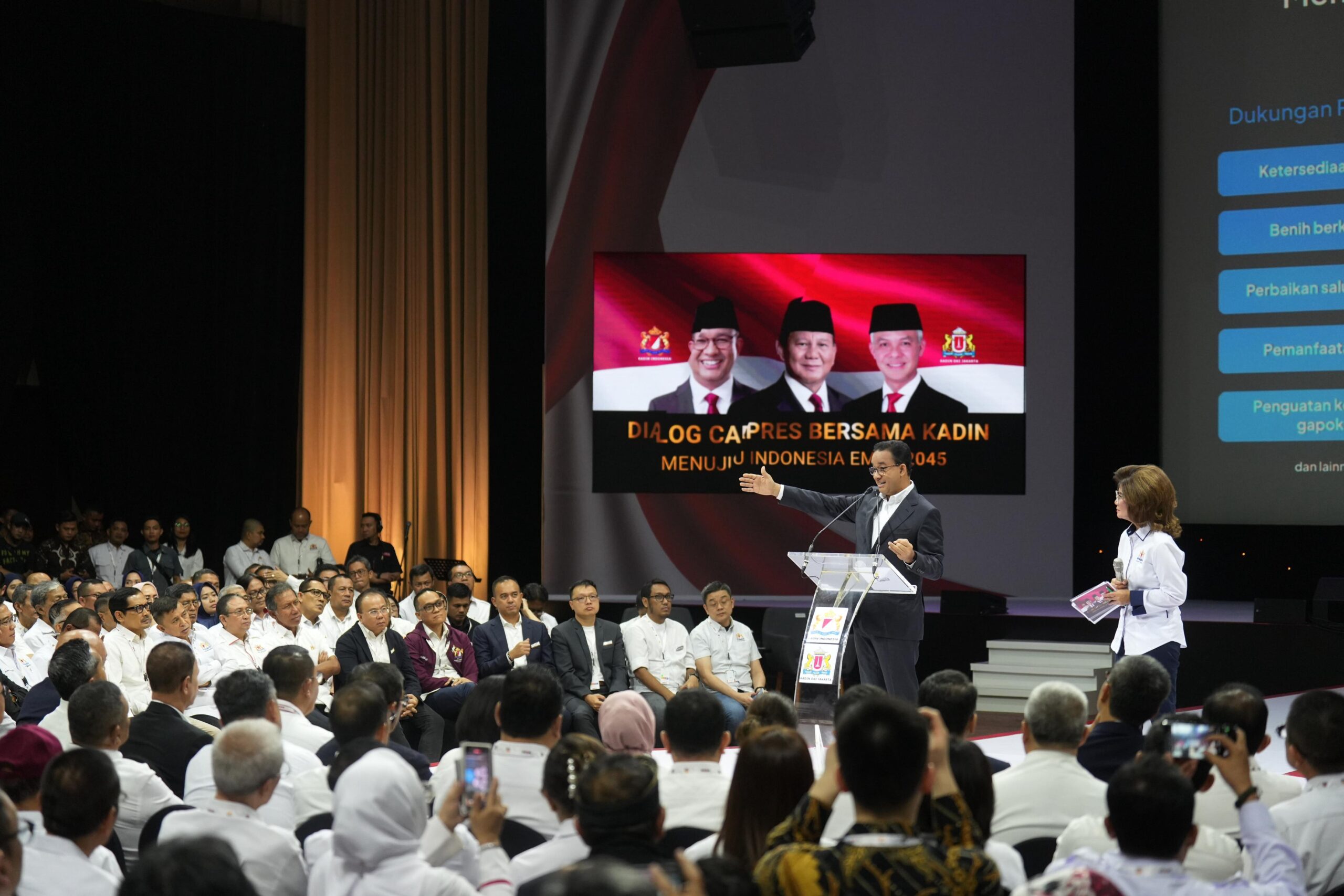 Capres nomor urut 1 Anies Baswedan saat menjadi pembicara di acara KADIN. Foto: Tim Media Amin