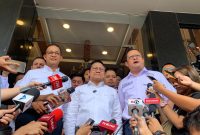 Anies-Muhaimin bersama Tim Hukum Amin di Jakarta, Selasa (20/2/2024). Foto: Neumedi.id