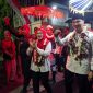 Pasangan calon Inda Raya Ayu Miko Saputri dan Aldi Dwi Prastianto resmi mendaftar di KPU Kota Madiun sebagai Calon Wali Kota dan Calon Wakil Wali Kota Madiun pada Kamis (29/8/2024) malam.