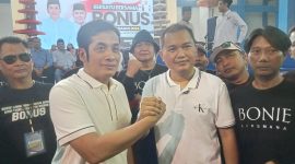 Pasangan Bonie Laksmana dan Bagus Rizki Dinarwan (BONUS) deklarasi di GOR Wilis, Kota Madiun, Jumat (16/8/2024).