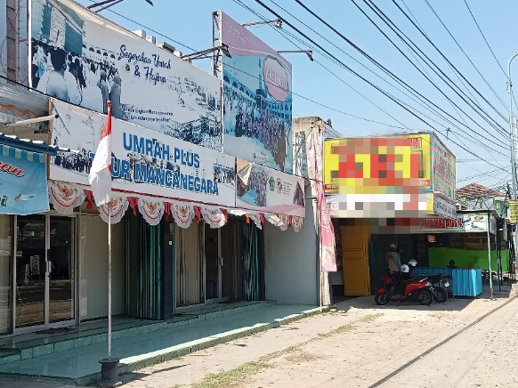 Kantor Ladima Tour Travel di Nglames kembali buka dan memberangkatkan calon jemaah ke Tanah Suci Mekkah.