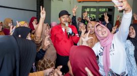 Calon Wali Kota Madiun, Maidi, blusukan di wilayah Kelurahan Pilangbango, Jumat (4/10/2024).